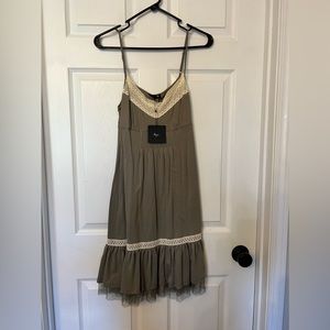 Boutique Dress, sat at the top of my knees when tried on size small